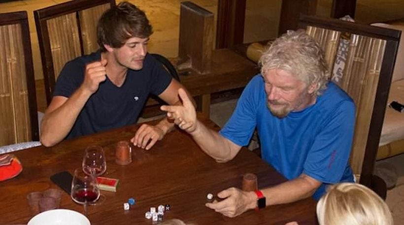 Κρυμμένος στο κελάρι του επιβίωσε από τον τυφώνα Ίρμα ο μεγιστάνας Ρίτσαρντ Μπράνσον